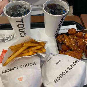 맘스터치  사진