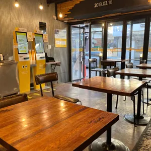 크라이 치즈버거 리뷰 사진