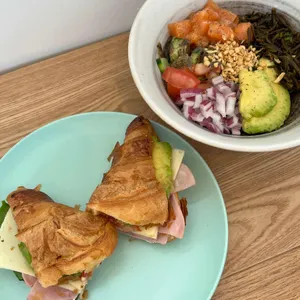 리프레쉬먼트 리뷰 사진