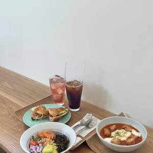 리프레쉬먼트 리뷰 사진