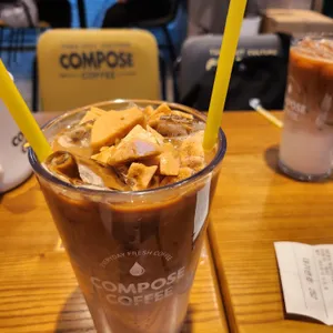 컴포즈커피 사진