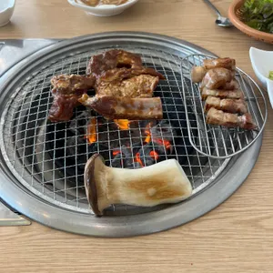 삼각산숯불생고기 리뷰 사진