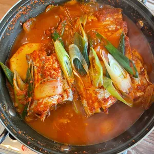 둥근상시골집 사진