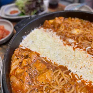 고수닭갈비 사진