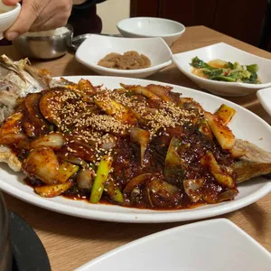꽃물 한식당 사진