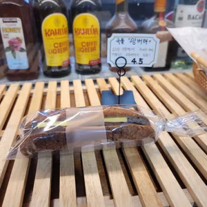 찰리의빵공장 리뷰 사진