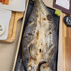 달빛에구운고등어 사진