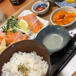 돈돈정 사진