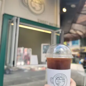 스윗워터스 사진