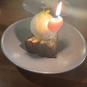 코너룸 리뷰 사진