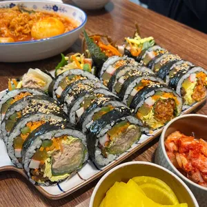 준수한김밥 사진