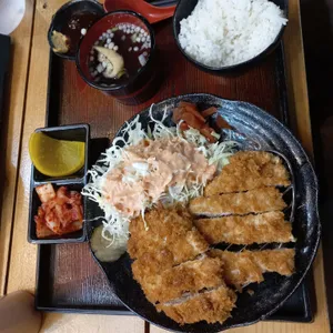 탄 사진