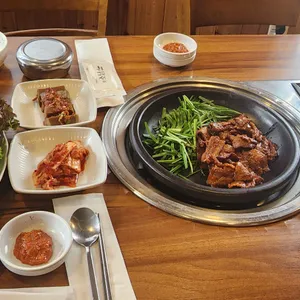 돈에뜰 숯불구이 사진