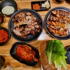 강씨가문의족발 사진