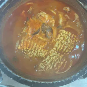 현주네닭볶음탕 대표 사진
