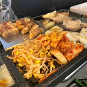 초반식당 사진
