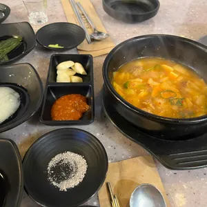 초반식당 사진