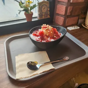 ORA 사진