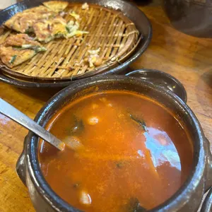 항아리수제비 사진