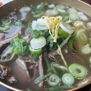 디안 한우곰탕 콩국수 사진