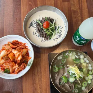 디안 한우곰탕 콩국수 사진
