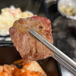 고기에 진심인 사람들 사진