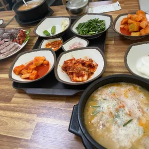 거상수육돼지국밥 사진