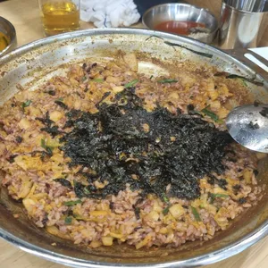 알콩달콩 까망염소 사진