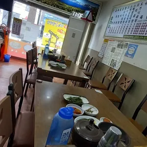 신촌돌솥설렁탕 리뷰 사진