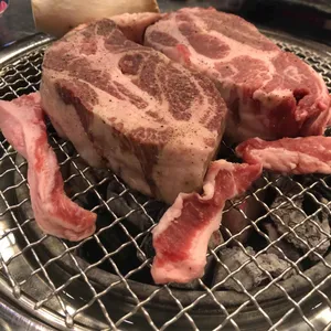 두건쓴형제 사진