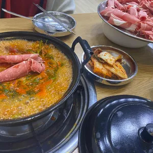 등촌샤브칼국수 사진