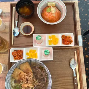자유의언덕 리뷰 사진