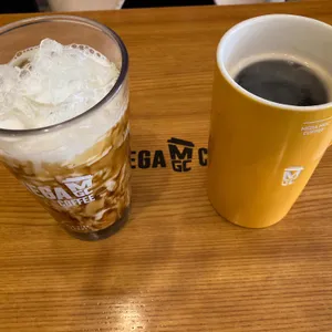 메가커피 사진