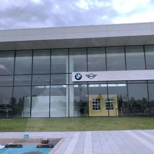 올리버브라운 리뷰 사진