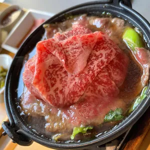 타카 대표 사진