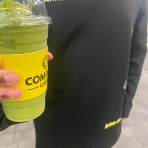 컴포즈커피 사진