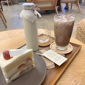 카페 그자체 리뷰 사진