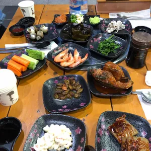 돌고래횟집 사진