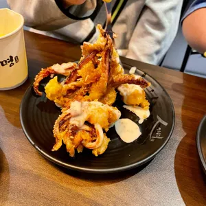 인기명 사진