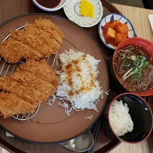 부엉이돈가스 사진