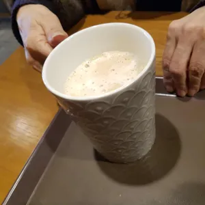 컴포즈커피 사진