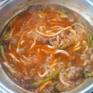 얼큰샤브손칼국수 사진