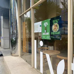 샐러디 리뷰 사진