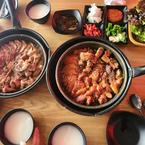마왕족발 사진