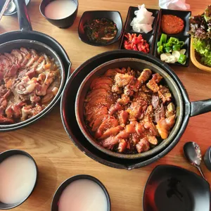 마왕족발 사진
