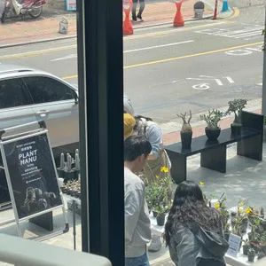 데스툴 리뷰 사진