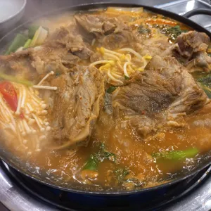 홍백감자탕 사진