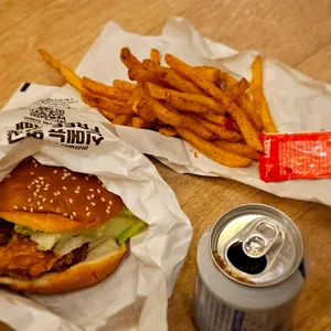 맘스터치 사진