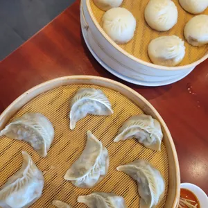 린궁즈 사진