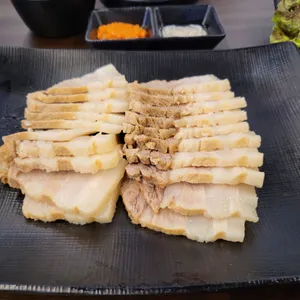 놀부보쌈족발 사진